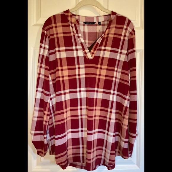 IMAN Tops - NWT IMAN checkered top.